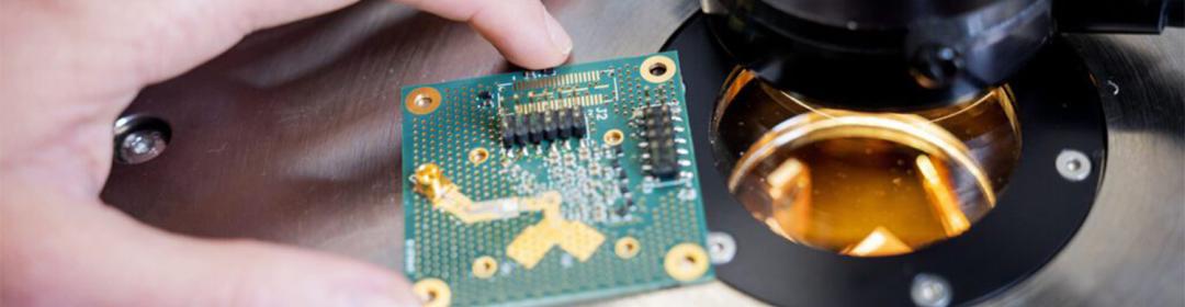 Fujitsu en Technische Universiteit Delft openen quantumlab